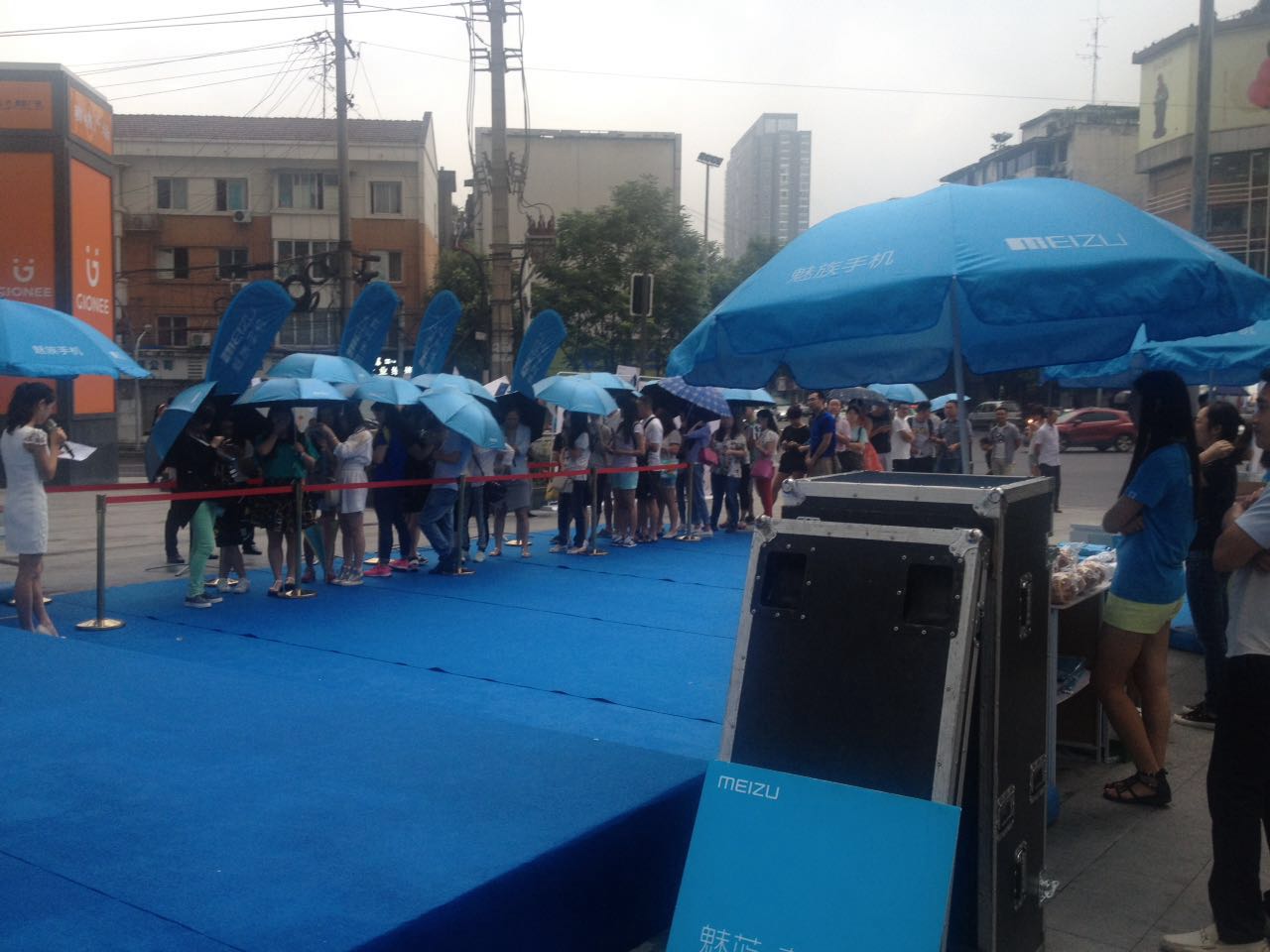 成都活动策划公司，，，魅蓝3S在成都龙翔通讯宣布 00