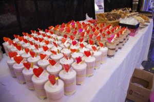 乐成的公关活动策划需要怎么做？？？？？